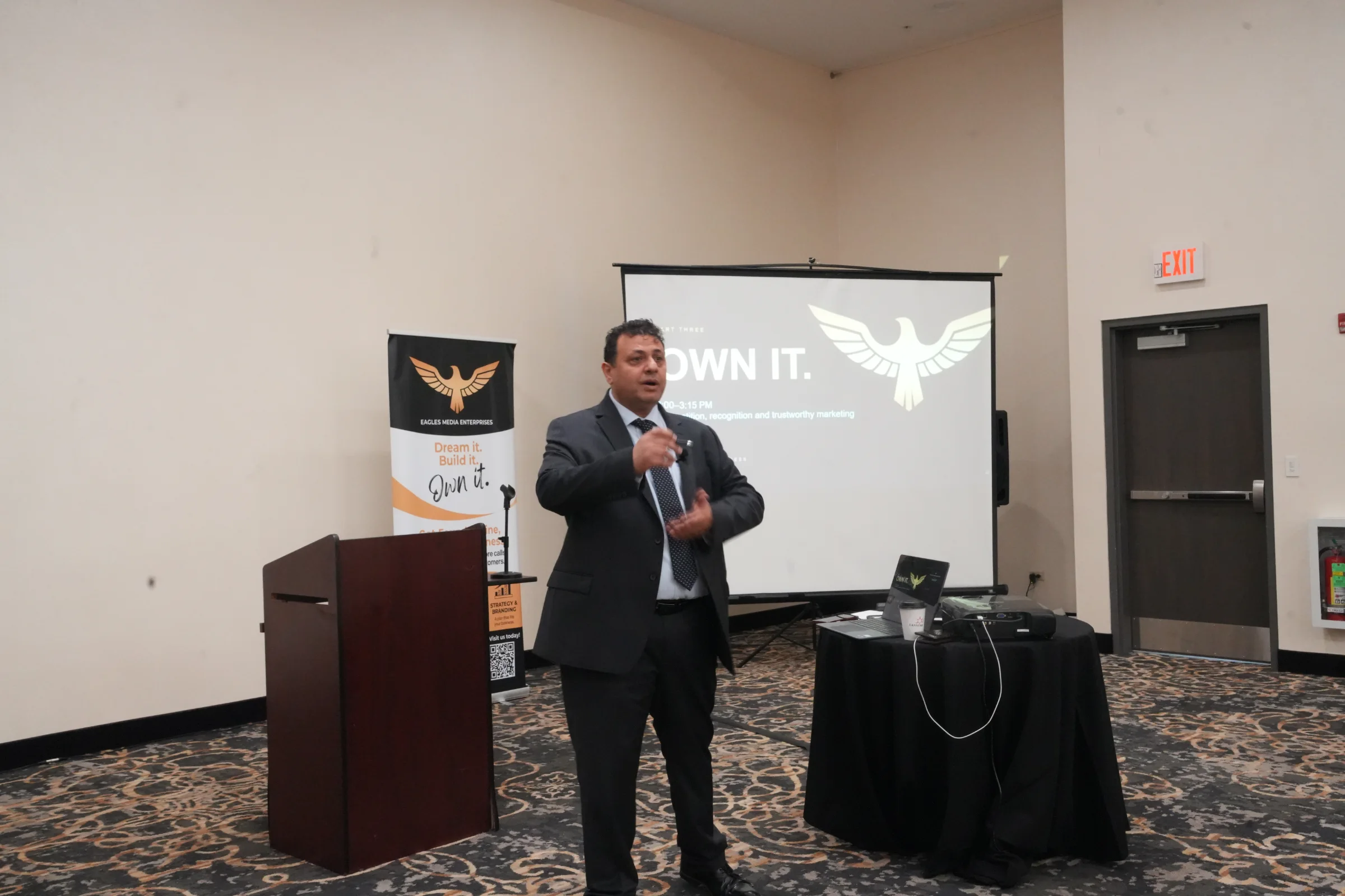 Ibrahim Bazed presenting at the Eagles Media Small Business Workshop in Orland Park